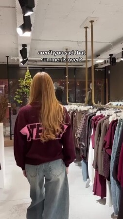 don't be ridiculous 👀🤭 who can relate?⁣
⁣
#gossipfashi...