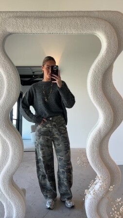 Restocked & ready for you to shop 👀 Onze Camo jeans Mendy vlo...