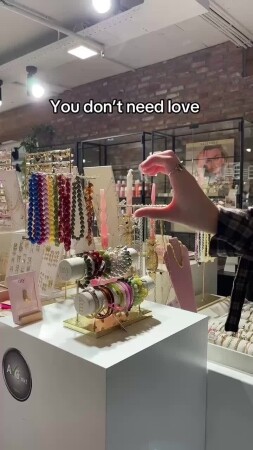 All we need 💖 ⁣
⁣
#gossipfashionstore #allweneed #newarri...