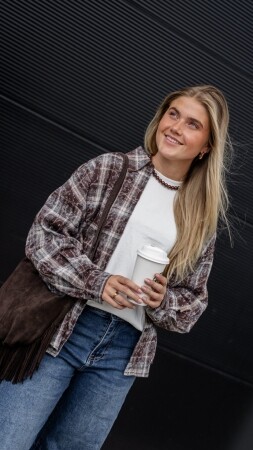 5X new check print items 🤎 styled by Trijntje! Er staan weer ...