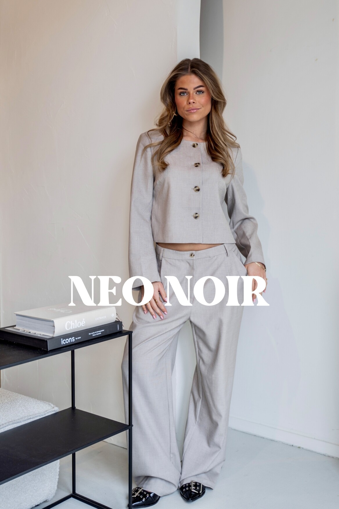 #SHOP THE LOOK 1559 %lookbooks.TITEL%
