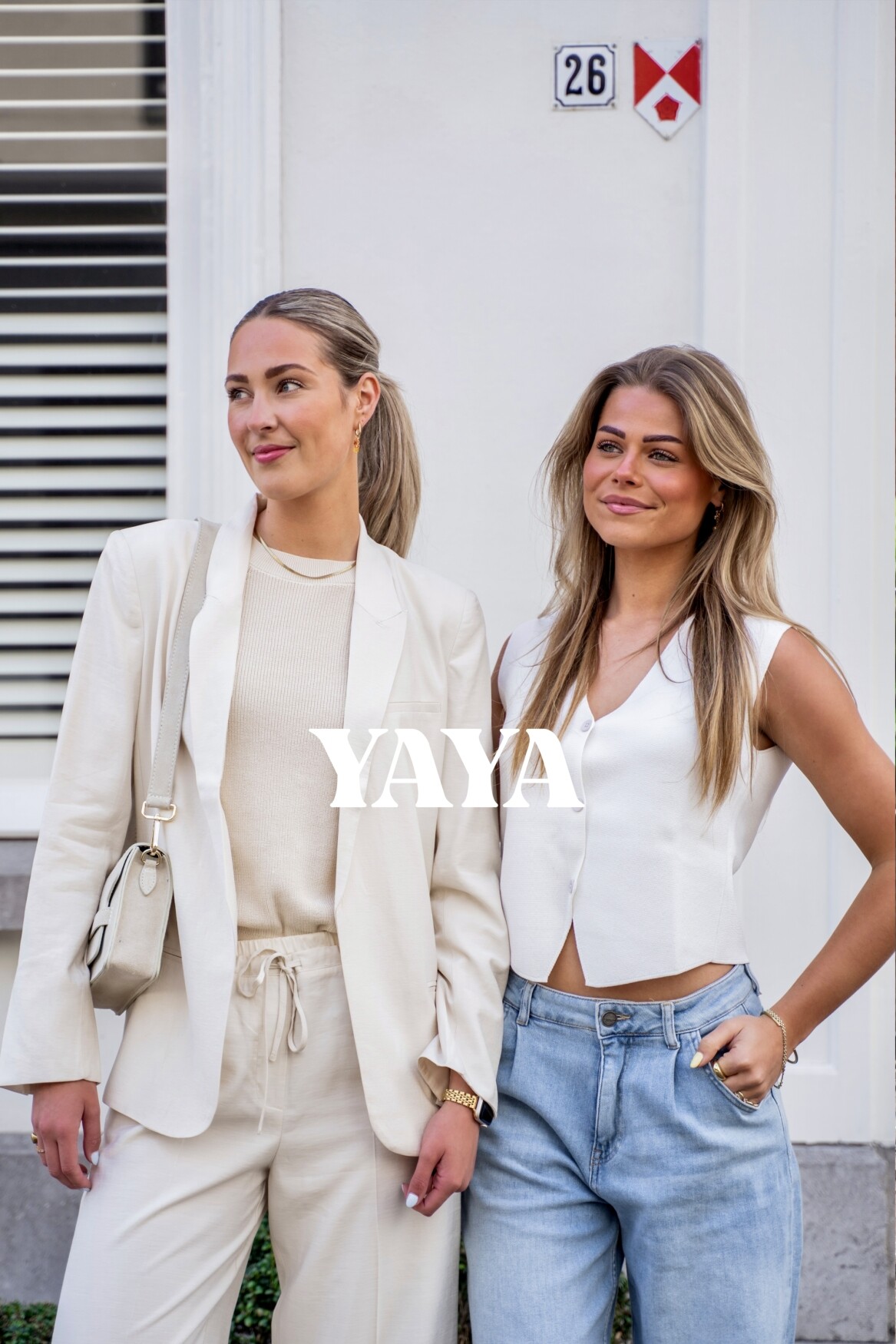 #SHOP THE LOOK 1608 %lookbooks.TITEL%