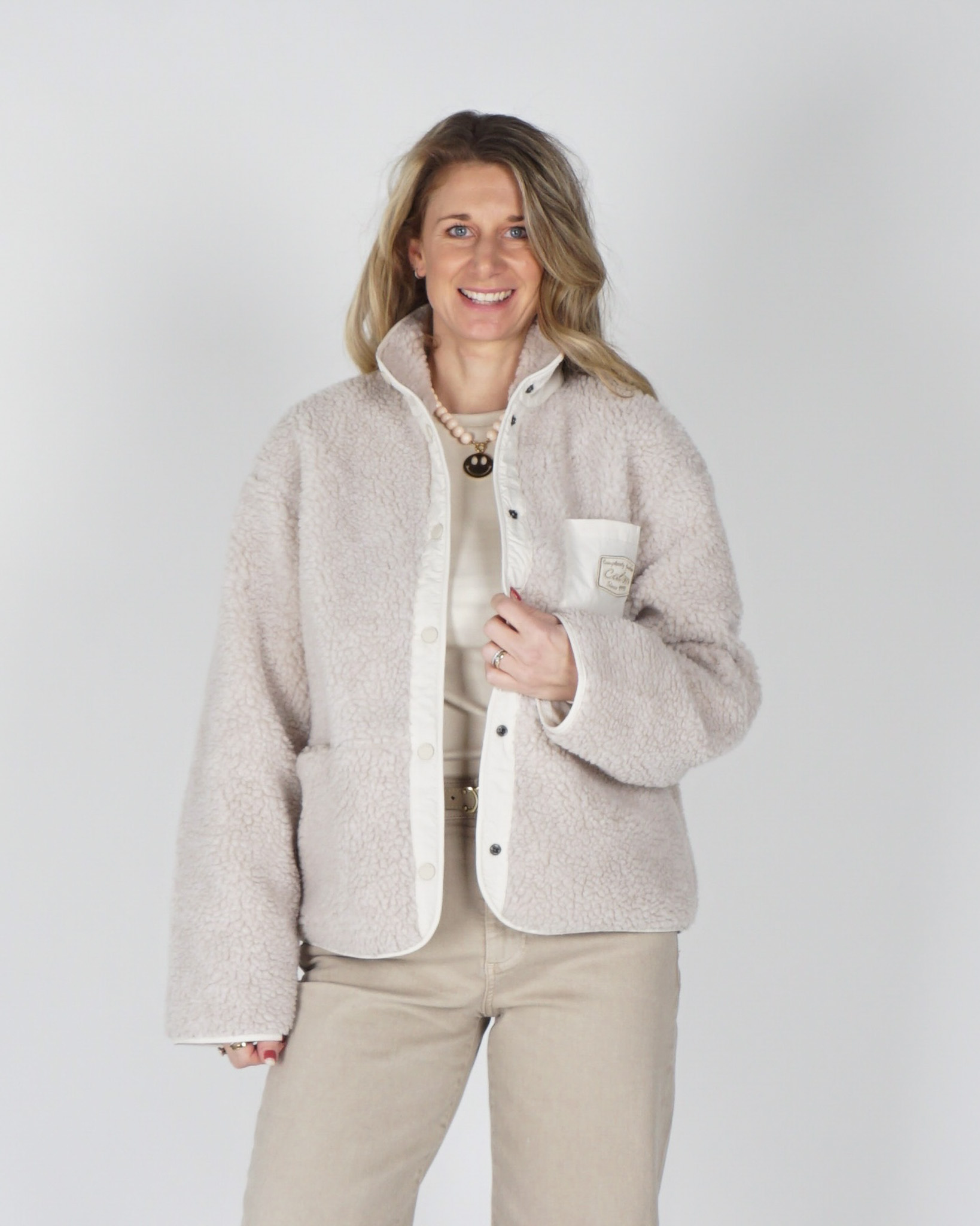 REVERSIBLE TEDDY JACK BEIGE | GOSSIP