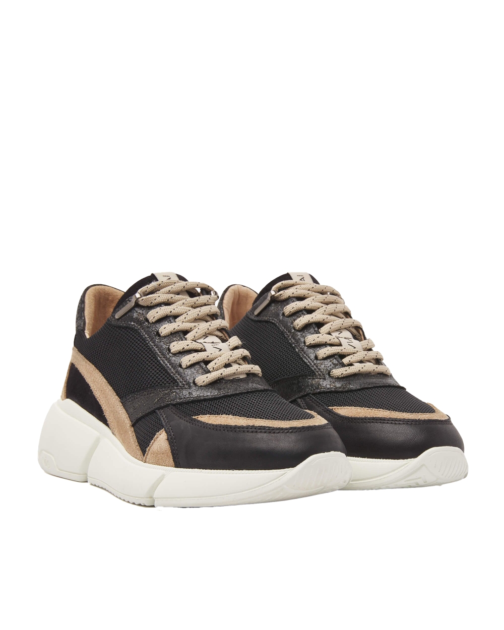 CELINA JAE CHUNKY SNEAKER 