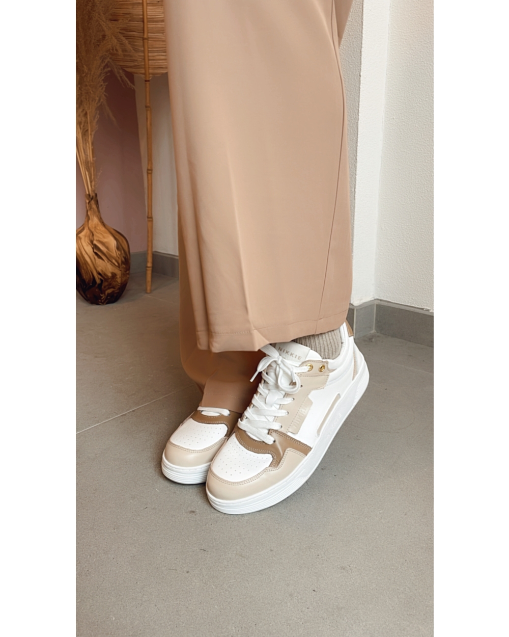 SNEAKER LOW BENTHE LATTE
