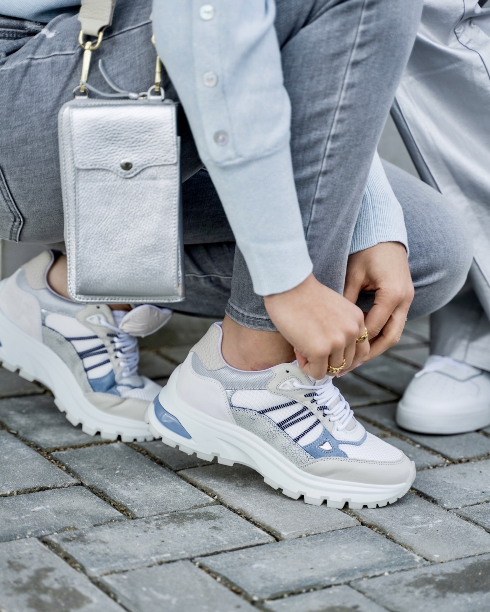 SNEAKER LIZ DAE OFF WHITE - BLAUW 