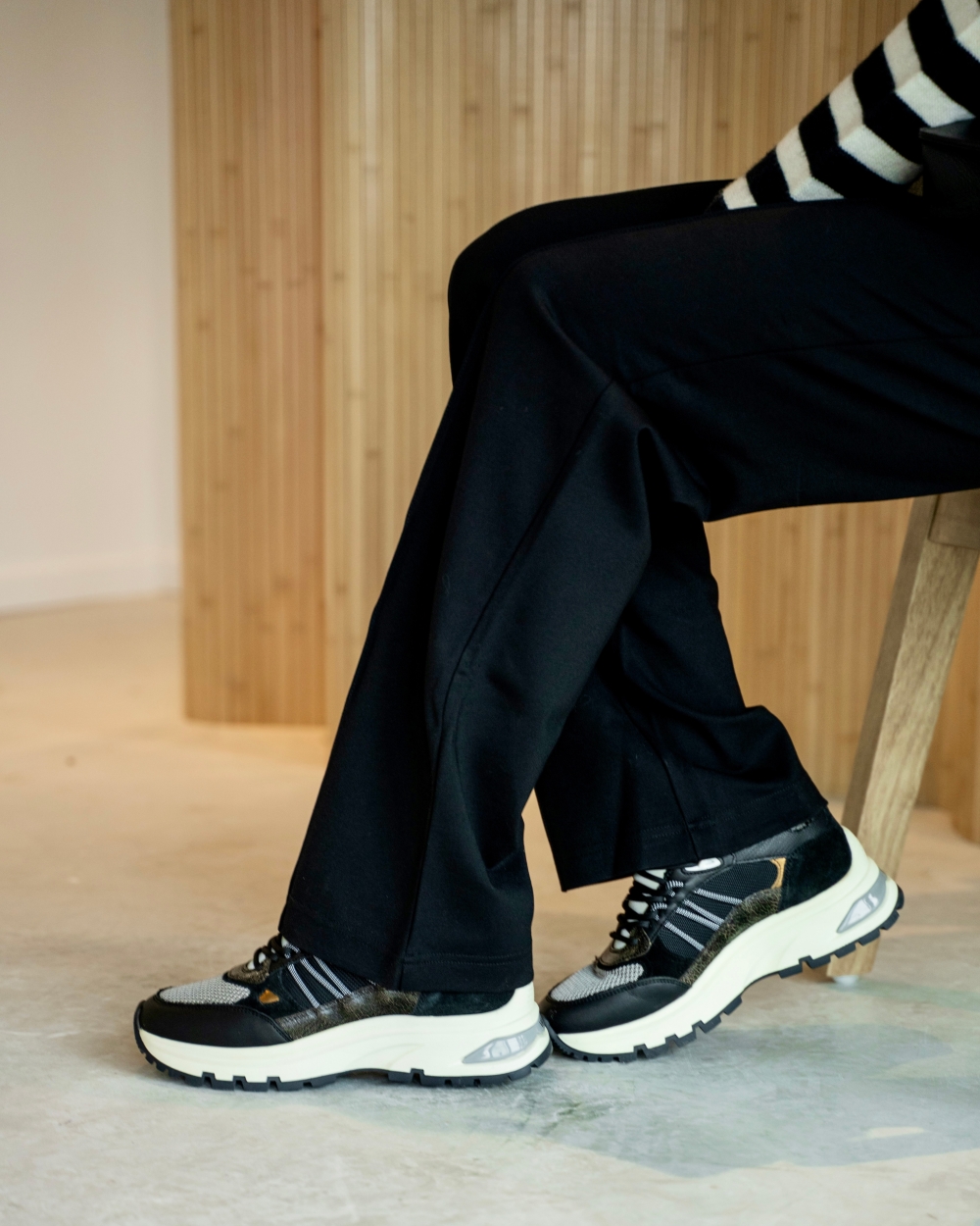 SNEAKERS LIZ DAE ZWART