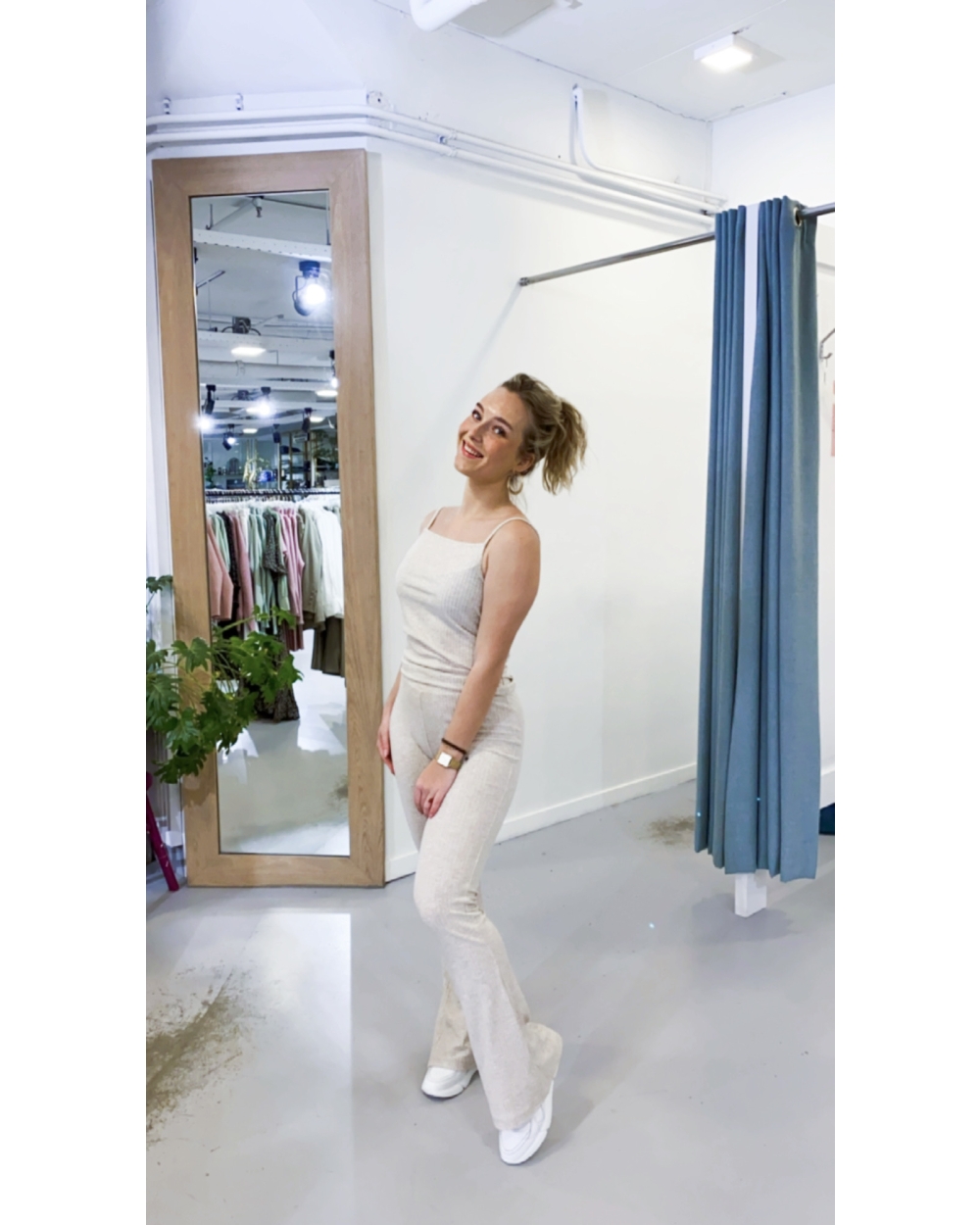NELLA TOP BEIGE