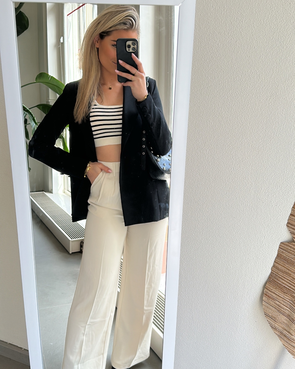 GESTREEPTE CROP TOP CREME ZWART