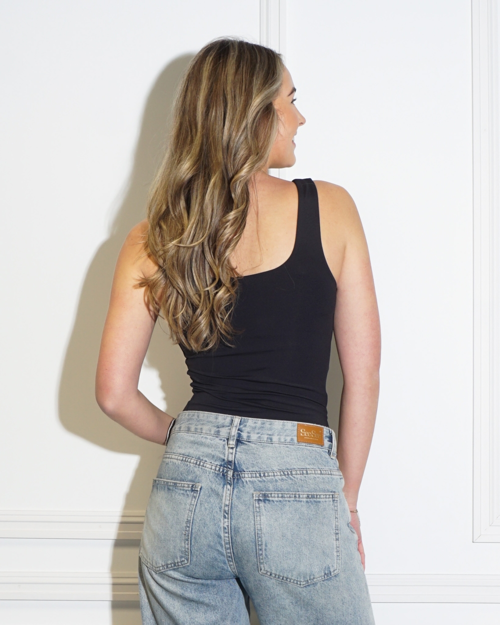 TOP LEA ZWART