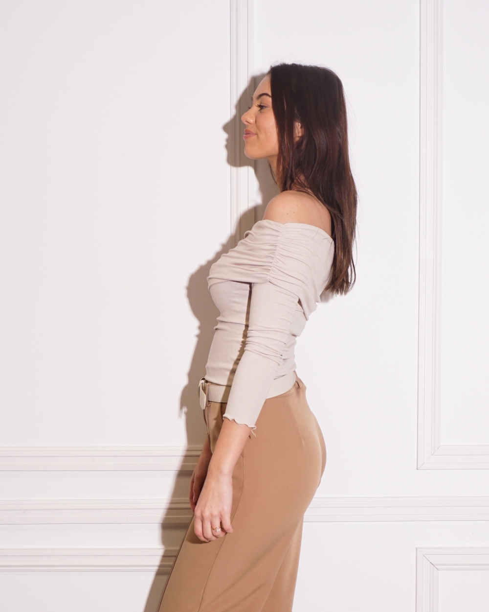 OFF SHOULDER TOP BEIGE