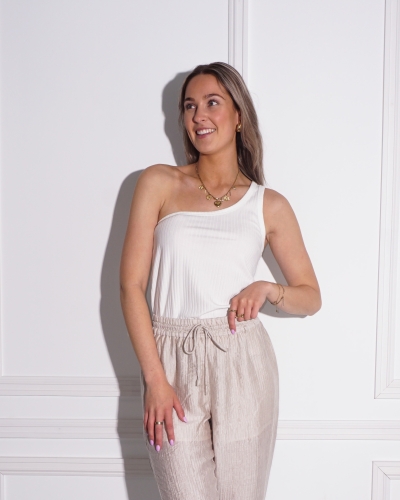  ASYMMETRISCHE TOP WIT