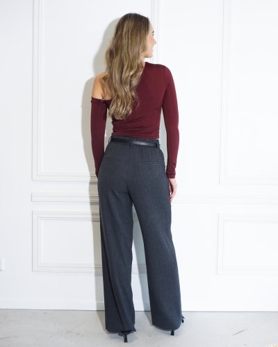 ONE SHOULDER TOP BORDEAUX