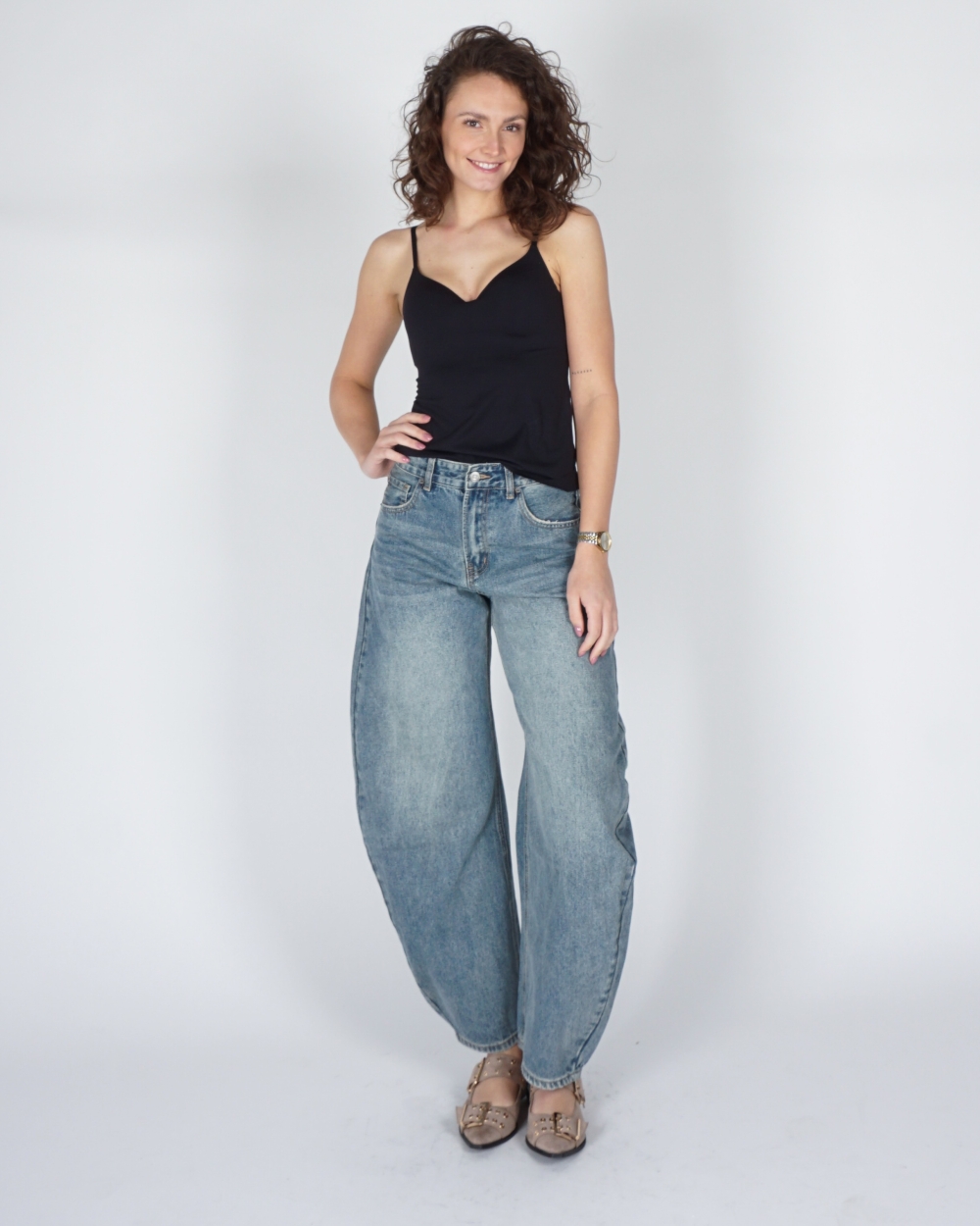 INVISIBLE TOP ZWART