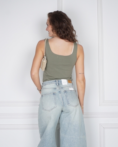 BASIS TOP KELLY GROEN