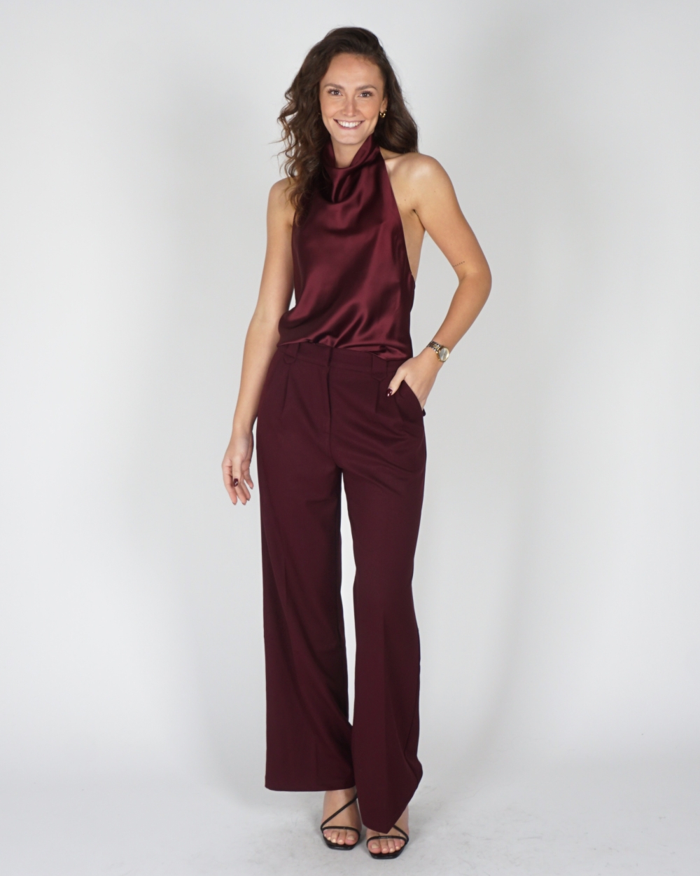 SATIJNEN HALTER TOP BORDEAUX