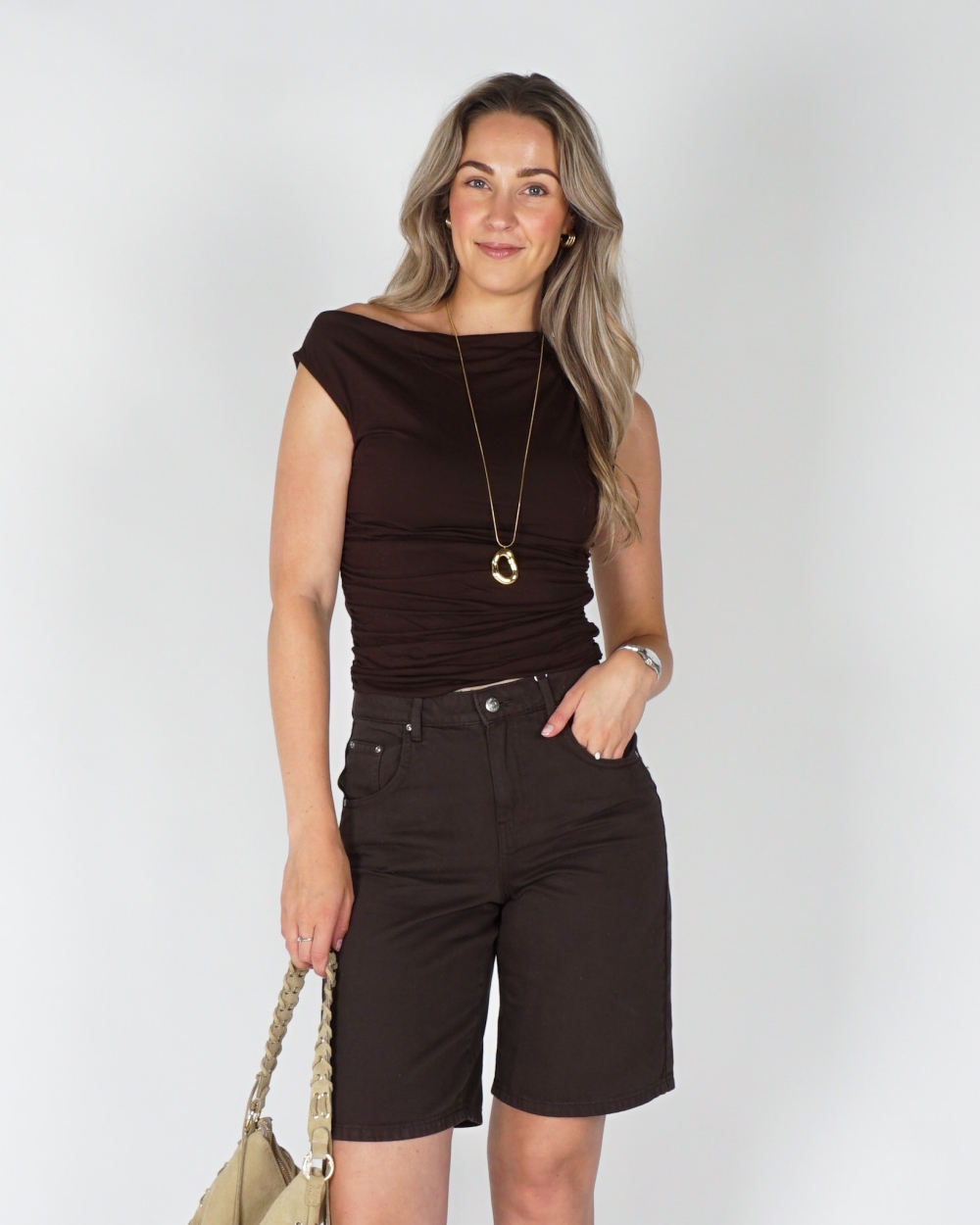 OFFSHOULDER TOP VANJA BRUIN