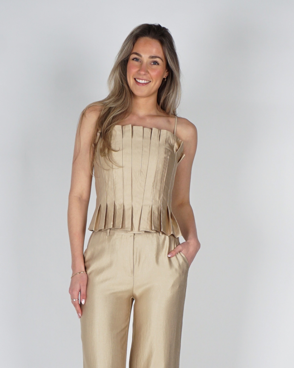 TOP TALIFA GOUD