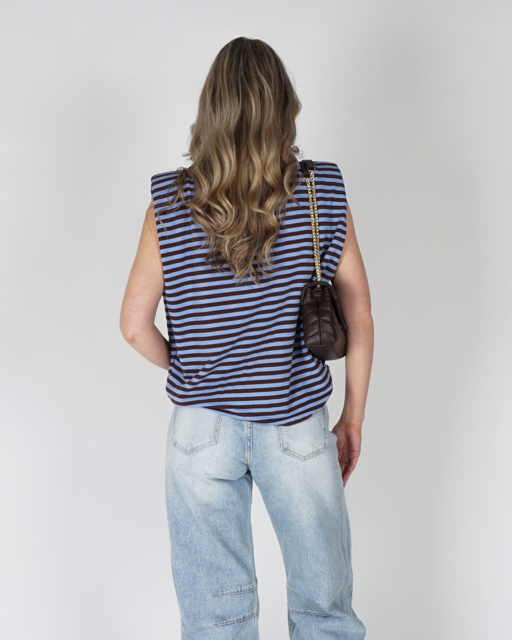  GESTREEPTE TOP SCHOUDERVULLING BLAUW/BRUIN
