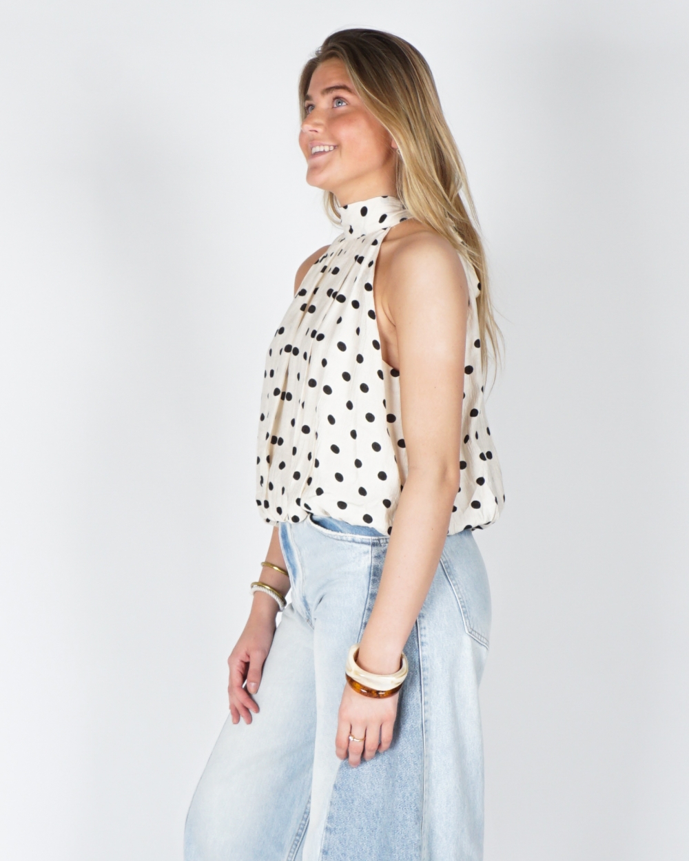HALTERTOP MET STRIK POLKADOT ECRU/ZWART