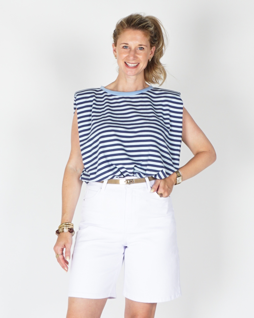 GESTREEPTE TOP SCHOUDERVULLING BLAUW/LICHTBLAUW