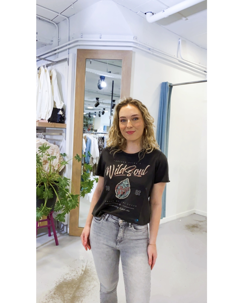 LUCY LIFE TOP GRIJS 