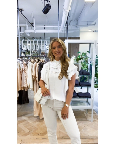 Ambika BLOUSE MET DETAILS WIT 