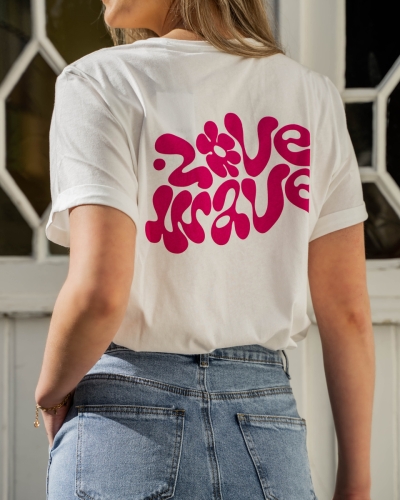 Catwalk Junkie TSHIRT LOVE WAVE