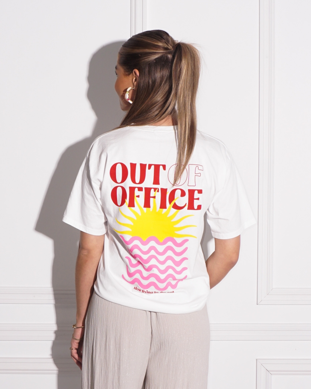 T-SHIRT OUT OF OFFICE WIT ROOD