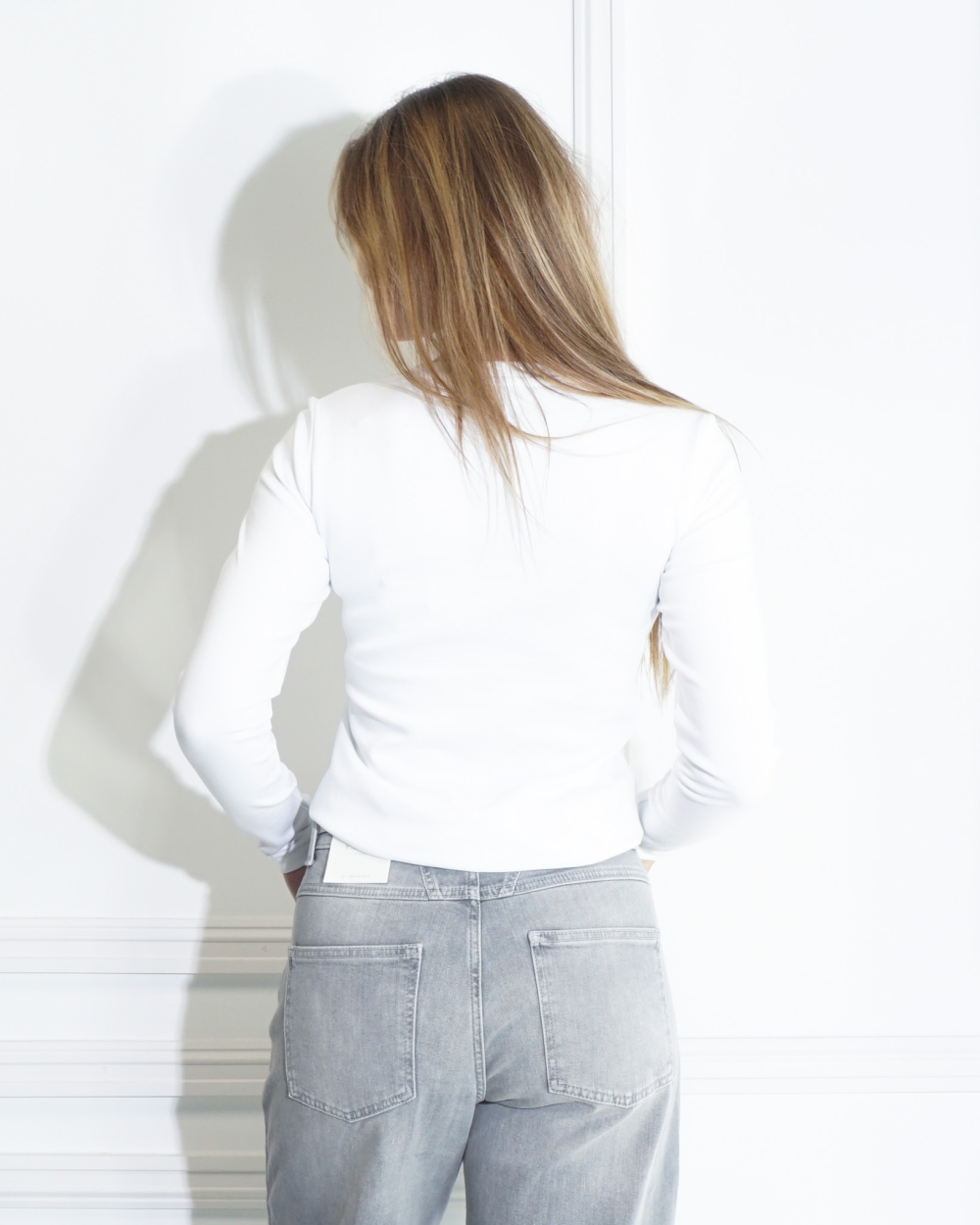BASIC T-SHIRT MET LANGE MOUWEN WIT