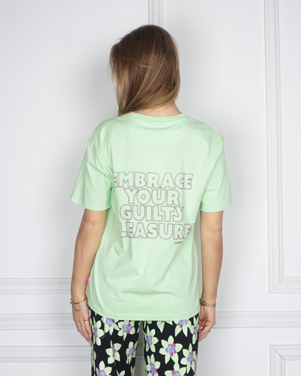 TSHIRT EMBRACE GROEN PAARS