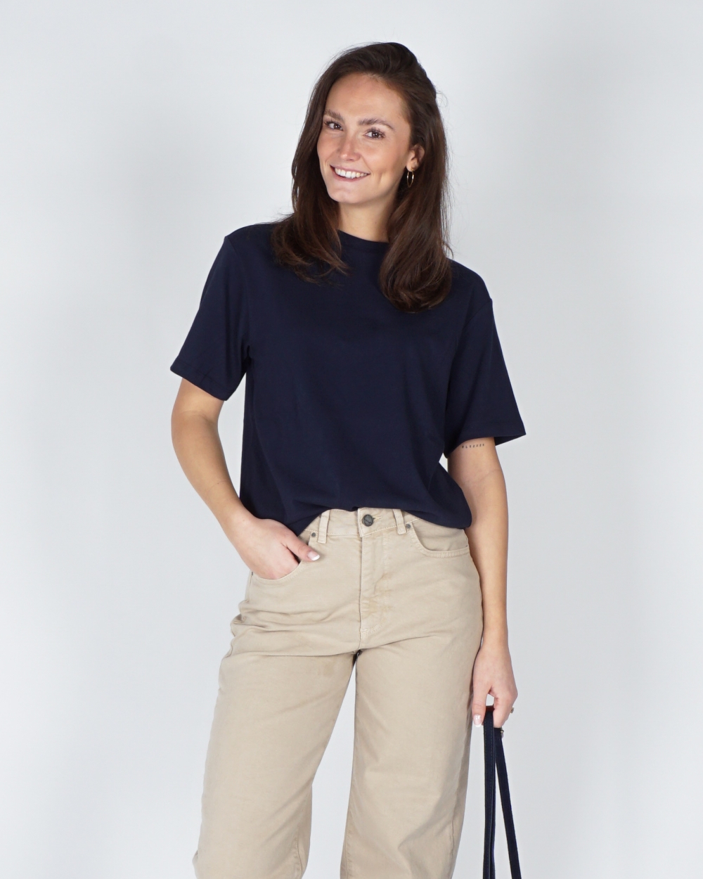 BOYFRIEND T-SHIRT DONKER BLAUW