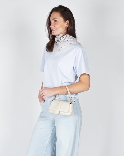 YAYA BOYFRIEND T-SHIRT LICHT BLAUW