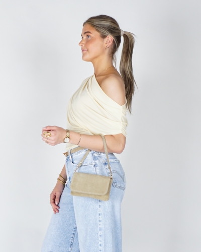 Only OFF SHOULDER TOP ANISE LICHTGEEL