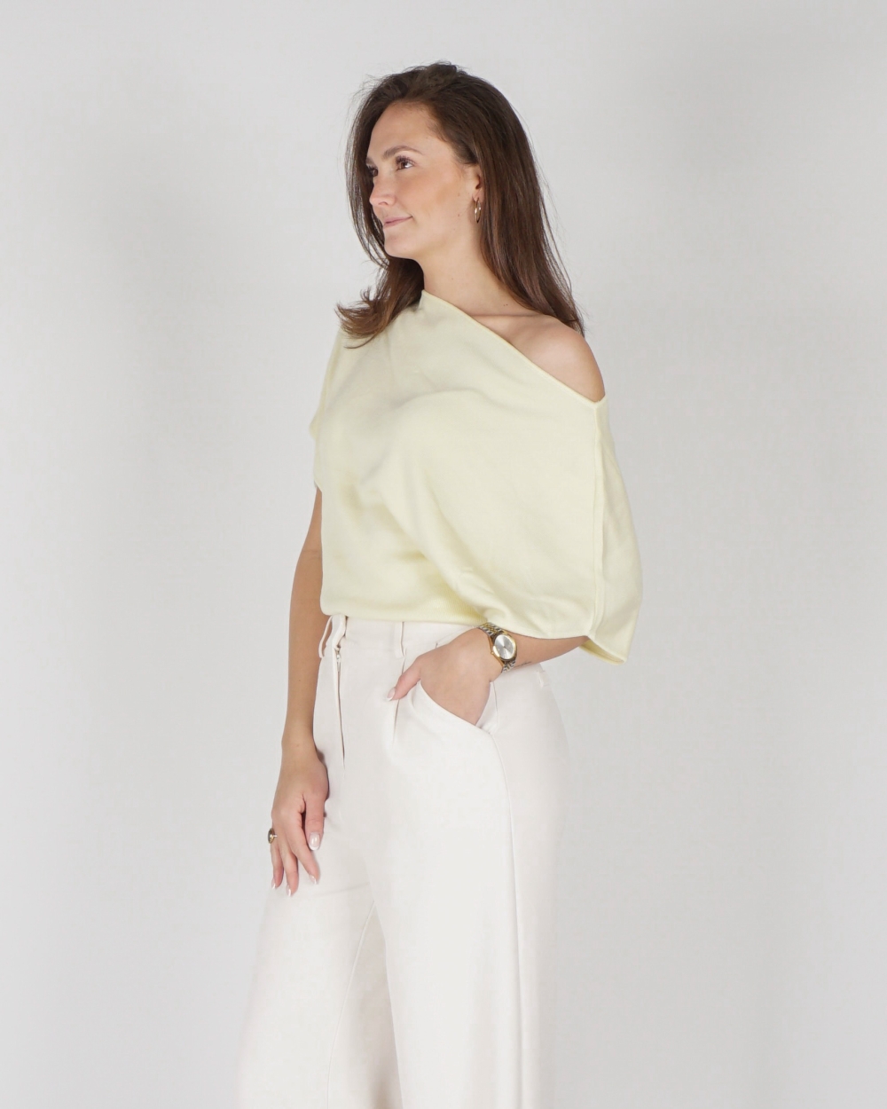 ONESHOULDER TOP TRIJNTJE LICHTGEEL