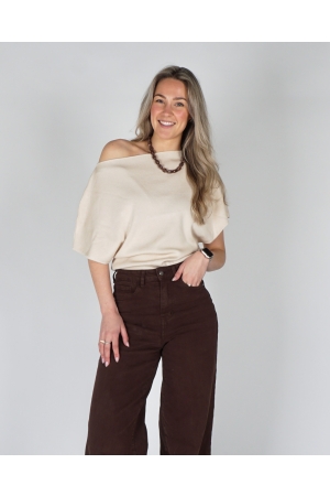 Beige 