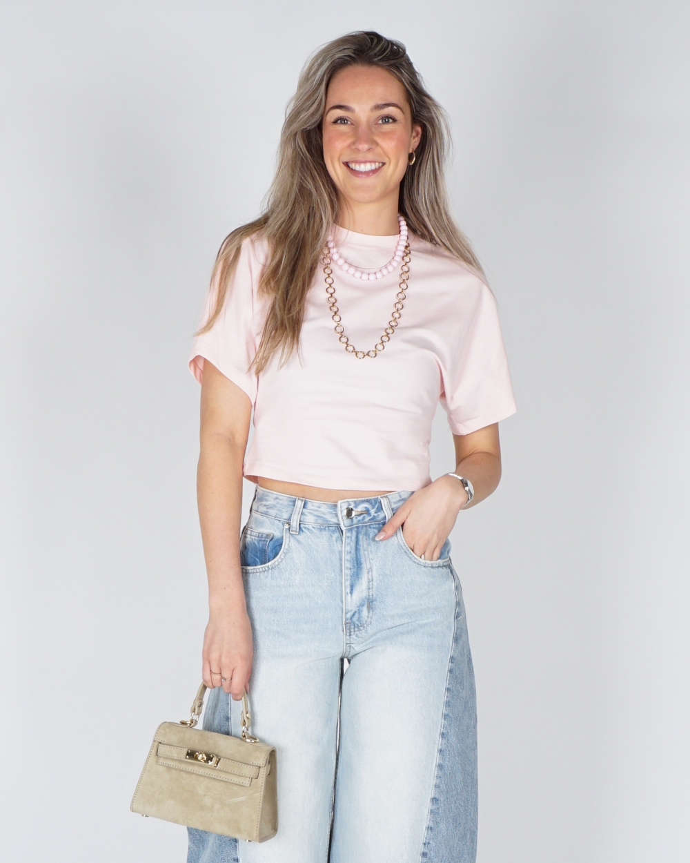 FITTED T-SHIRT LICHT ROZE
