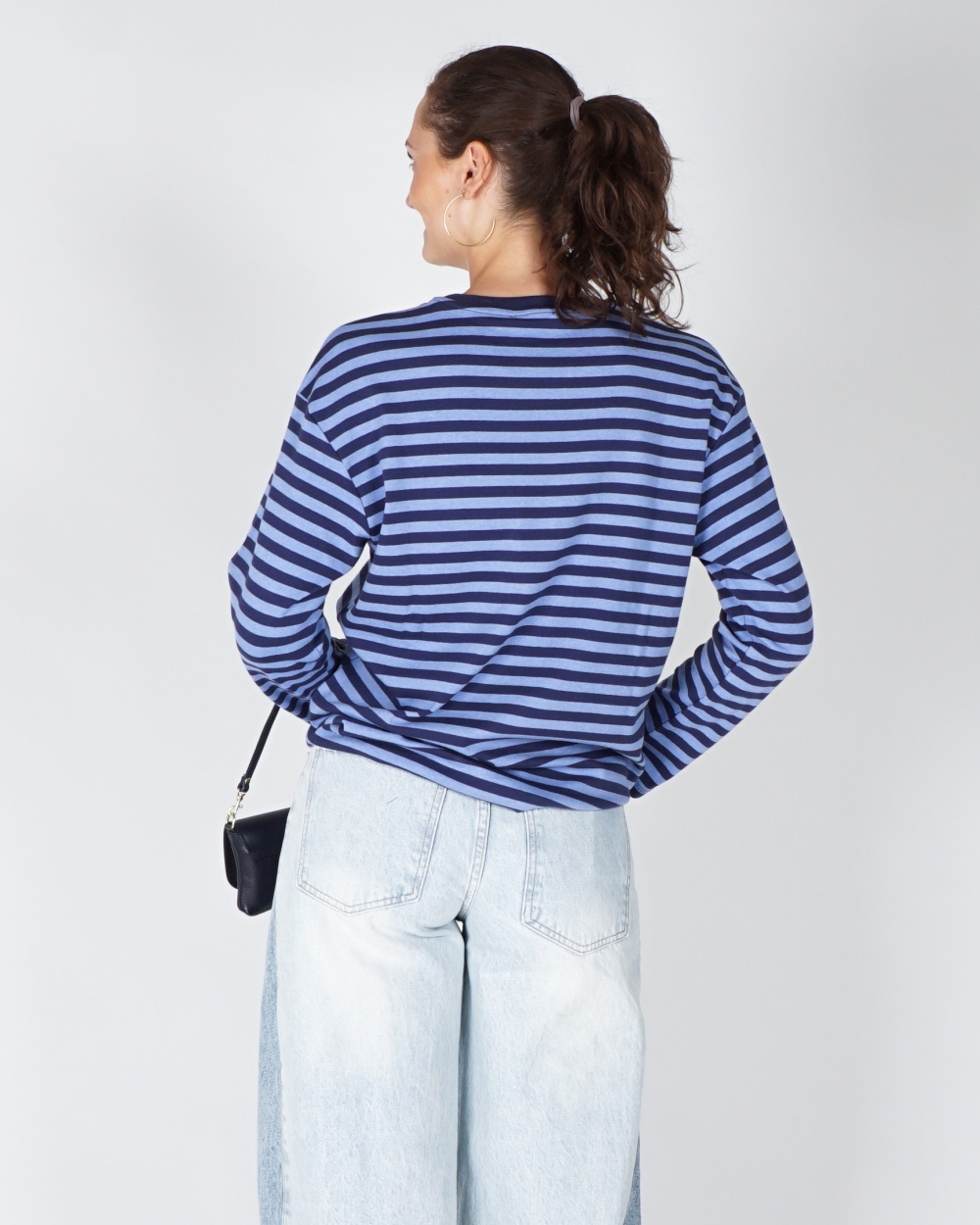 GESTREEPT T-SHIRT BLAUW