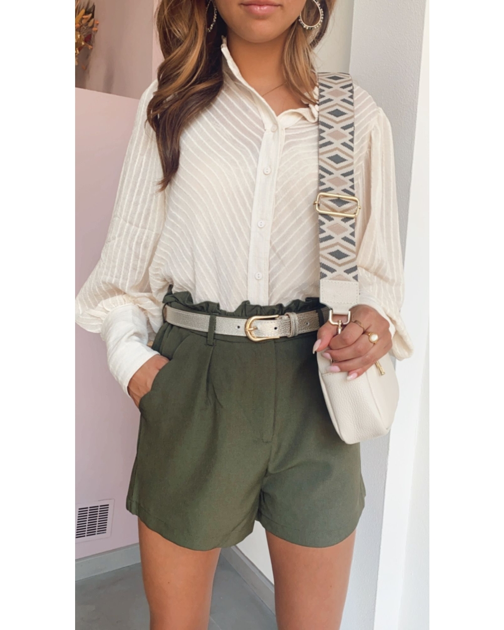 GESTREEPTE BEIGE BLOUSE 