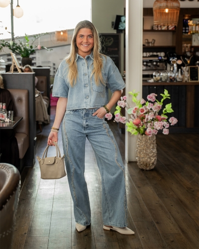 DENIM BLOUSE ADELINE LICHT BLAUW