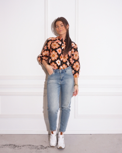 BLOUSE MET VINTAGE PRINT ZWART