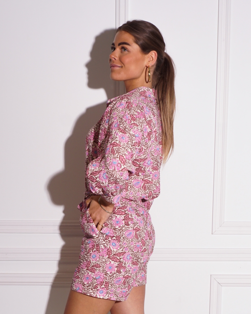 BLOUSE MET PRINT ROZE