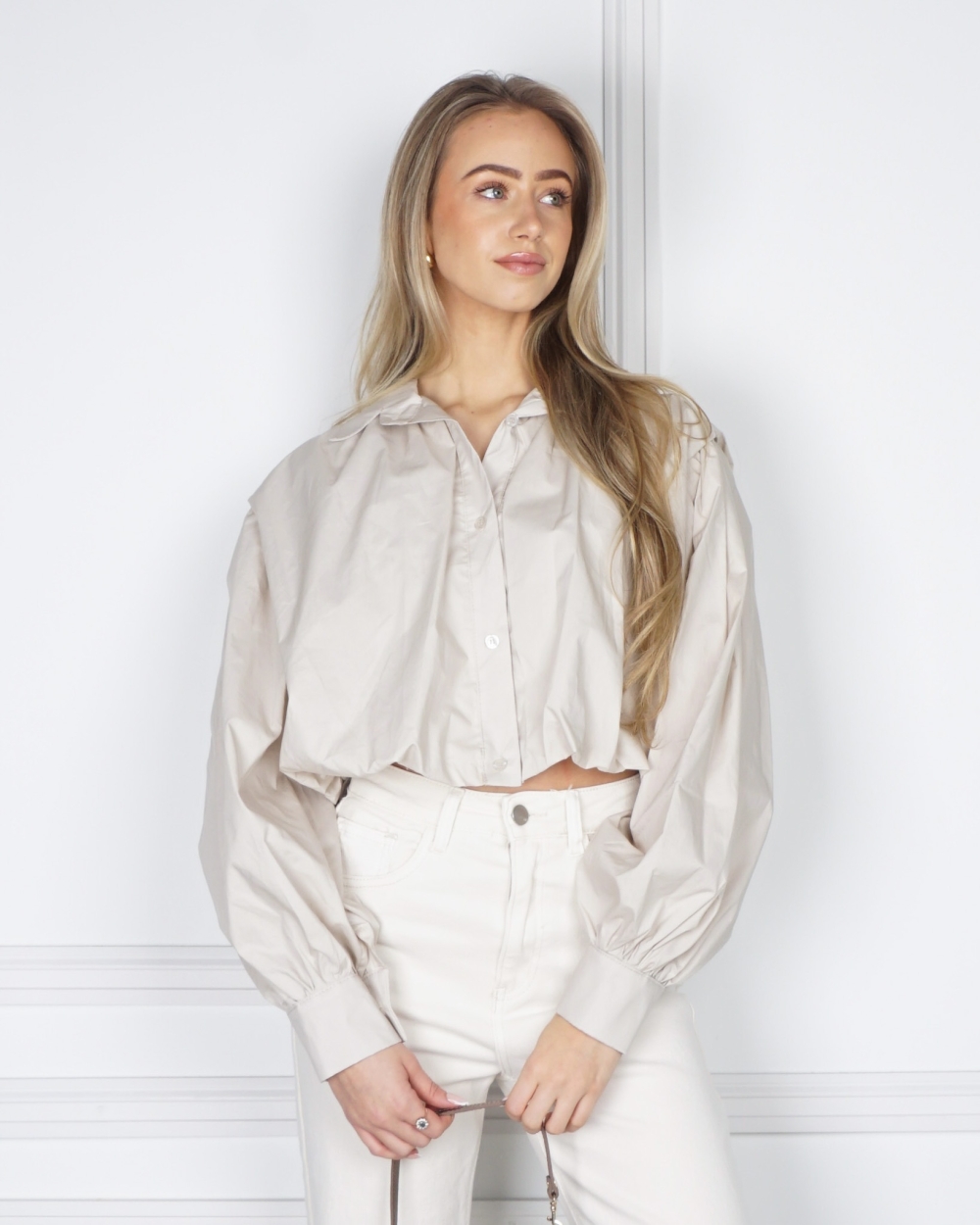 CROPPED BASIC BLOUSE BEIGE