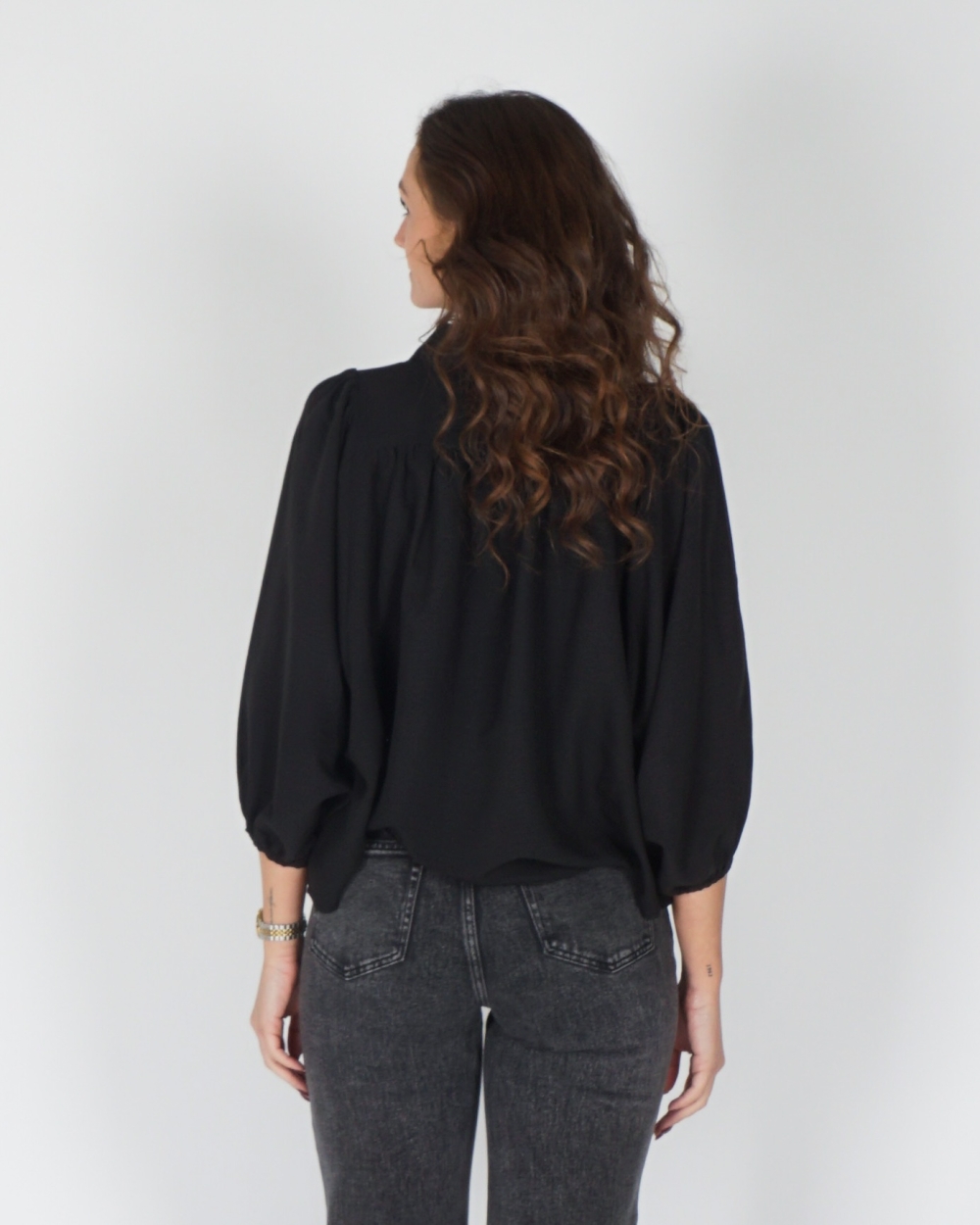 BLOUSE MET POFMOUWEN ZWART