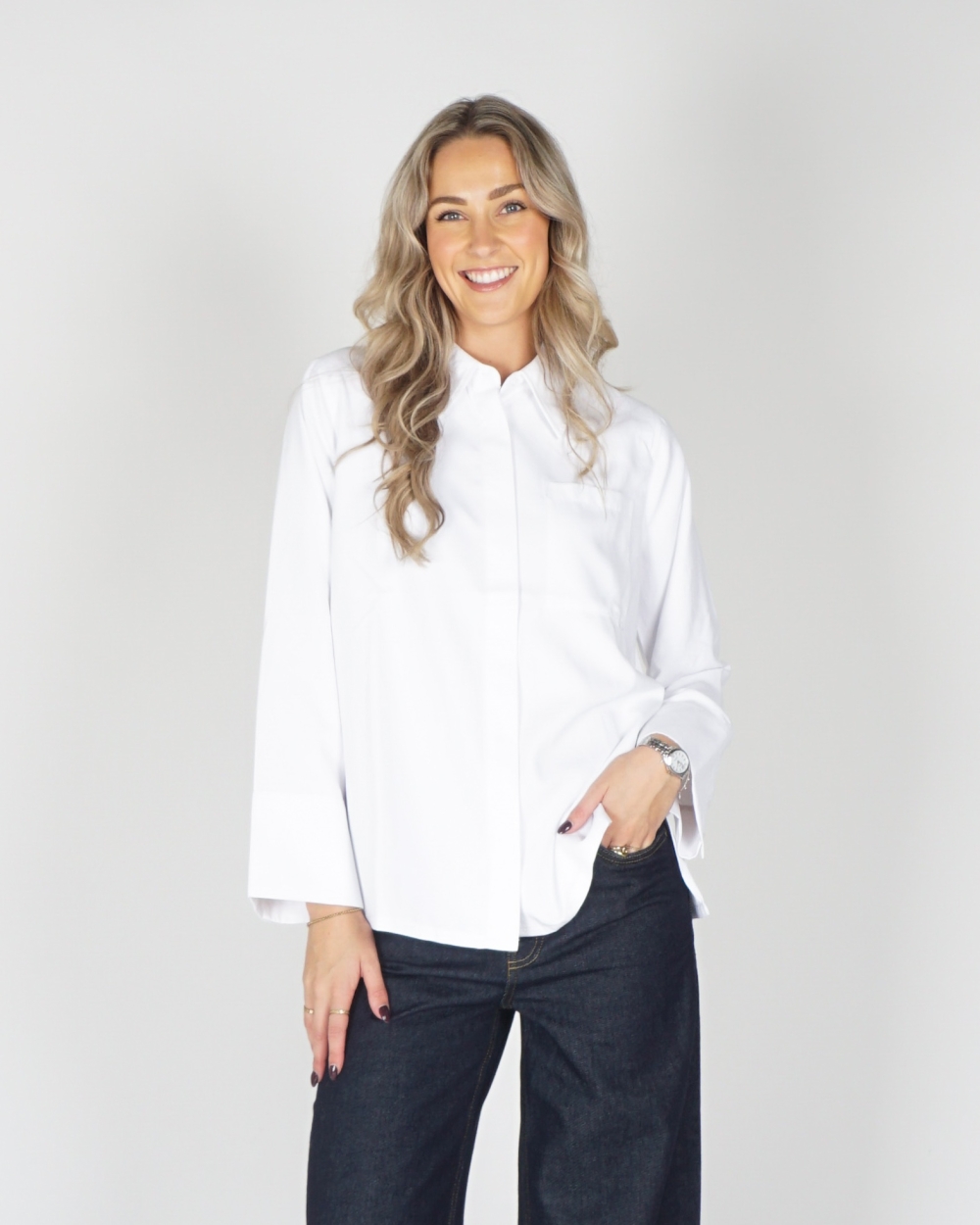 OVERSIZED BLOUSE WIT