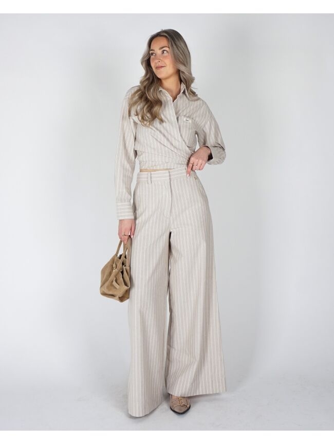 BLOUSE BANKS MET STREPEN BEIGE