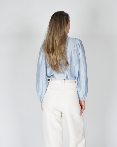 BLOUSE SELENE LICHTBLAUW
