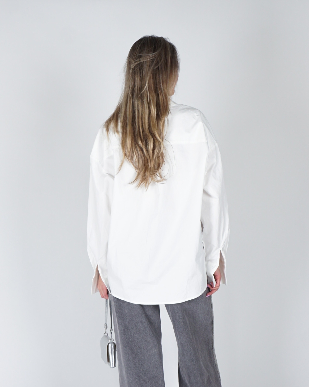 OVERSIZED BLOUSE YELENA ECRU BLAUW