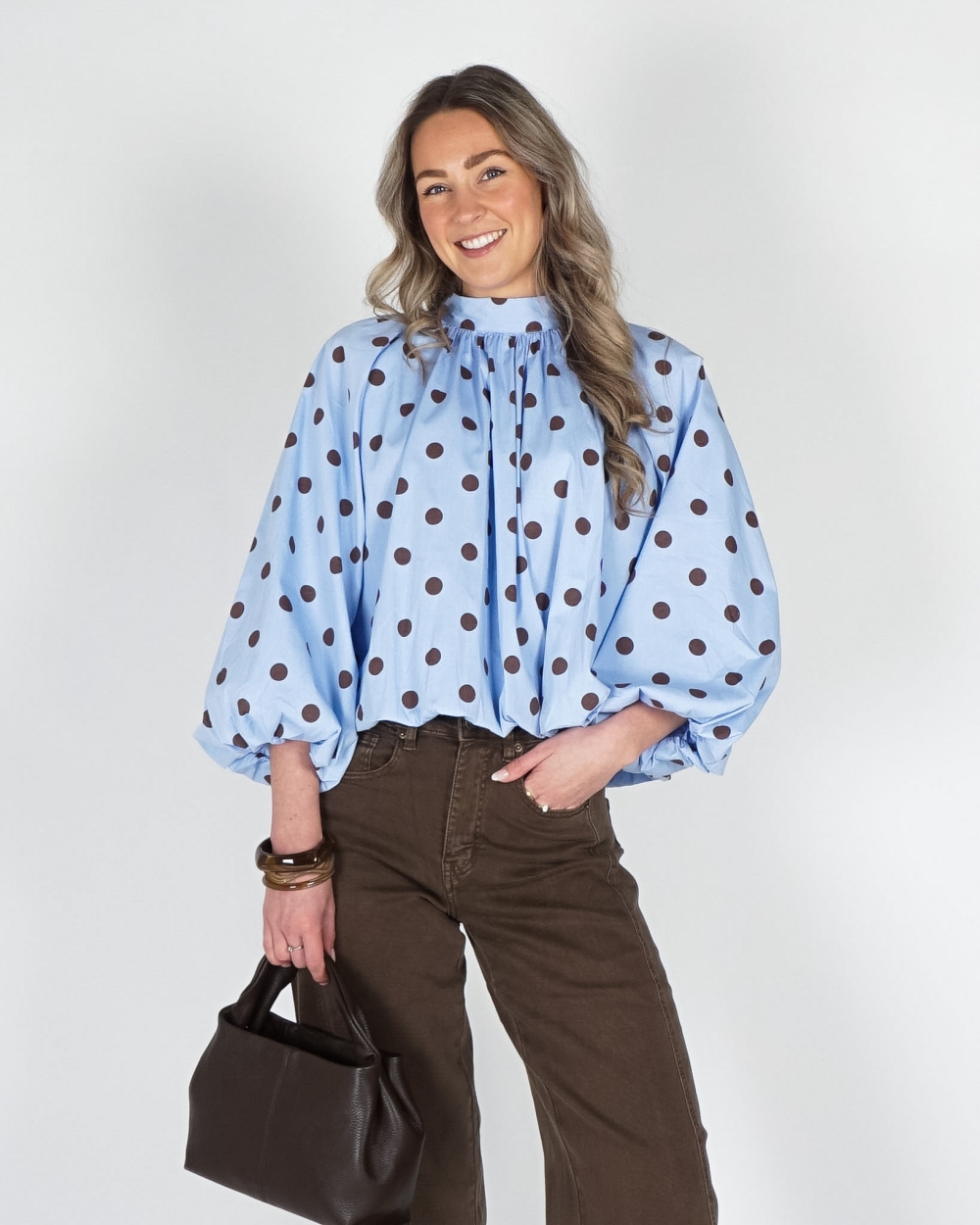 POLKA DOT BALLON BLOUSE BLAUW BRUIN