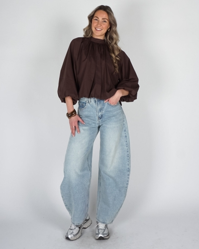BALLON BLOUSE MET STRIK BRUIN